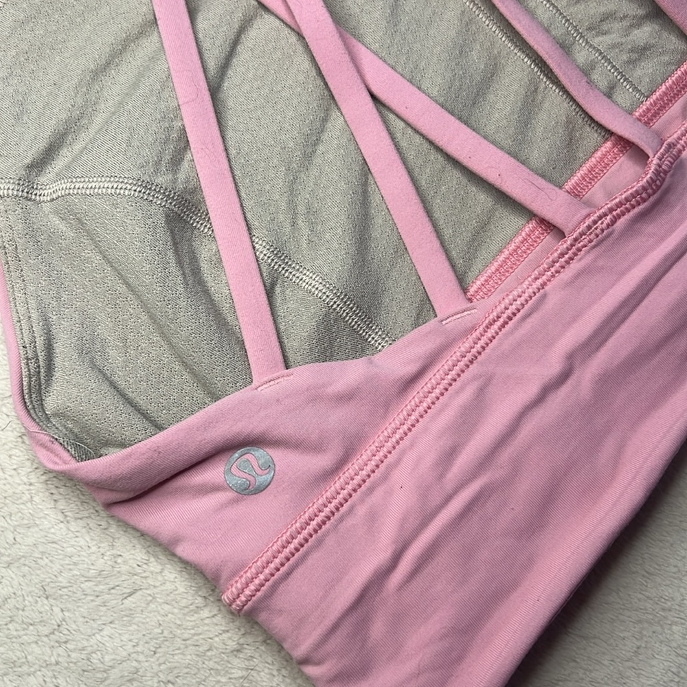 lululemon sports bra - Picture 4 of 6